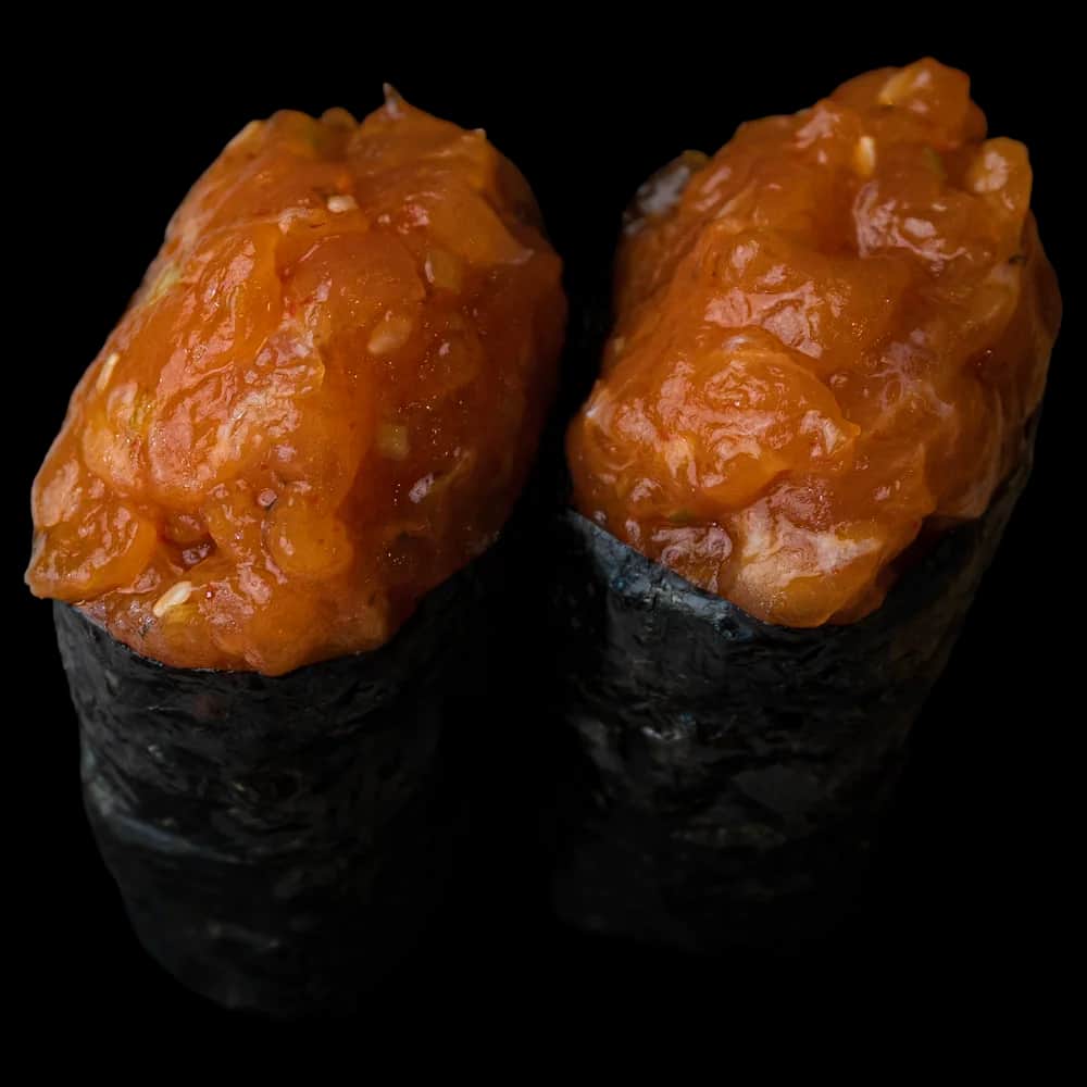 Gunkan – Tatar z łososia (2 szt.)