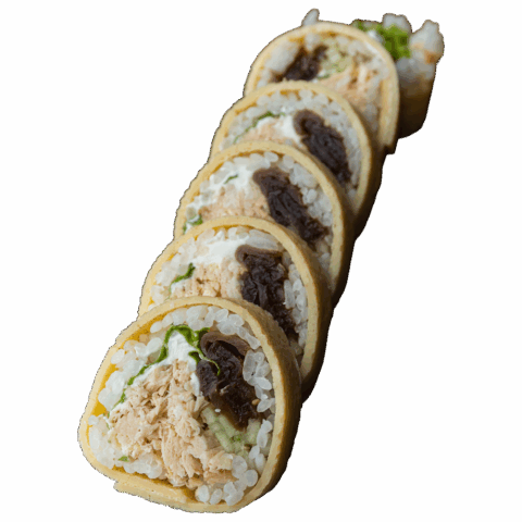 Tamago Maki – Maślana pieczona, serek, ogórek, kanpyo (6 szt.)