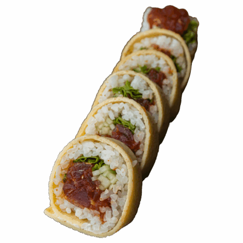 Tamago Maki – Tatar z tuńczyka, ogórek (6 szt.)